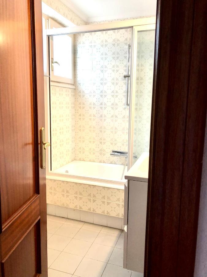 Chalet Al Lado De La Playa Con Piscina Privada, Jardin Y Barbacoa, Fronton, 6 Habitaciones Laredo Kültér fotó