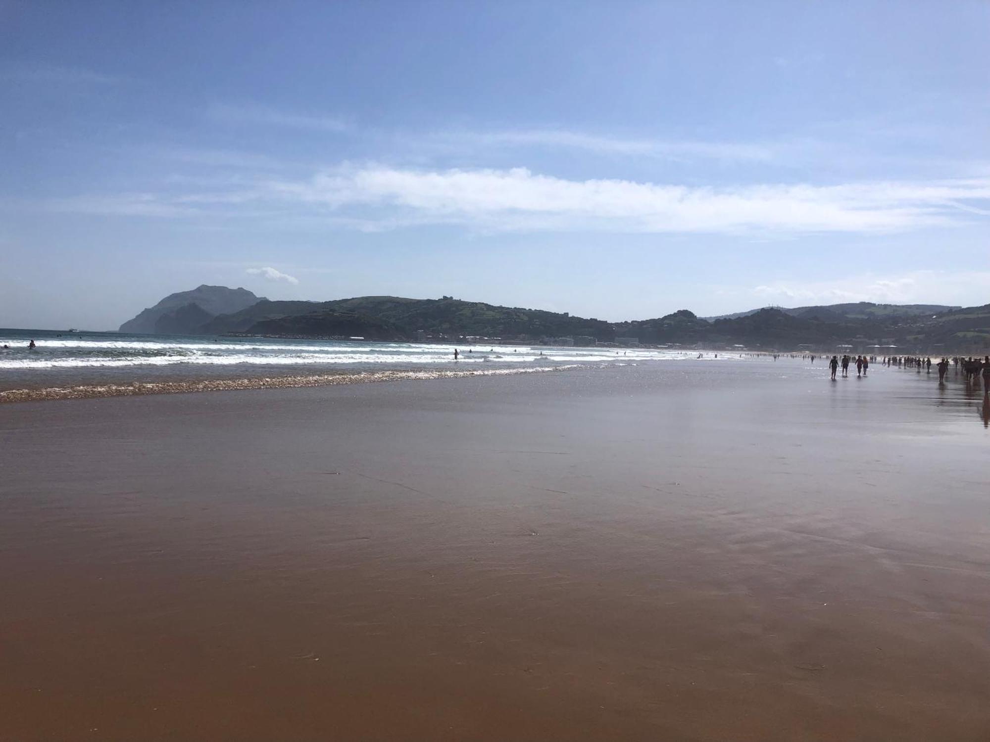 Chalet Al Lado De La Playa Con Piscina Privada, Jardin Y Barbacoa, Fronton, 6 Habitaciones Laredo Kültér fotó