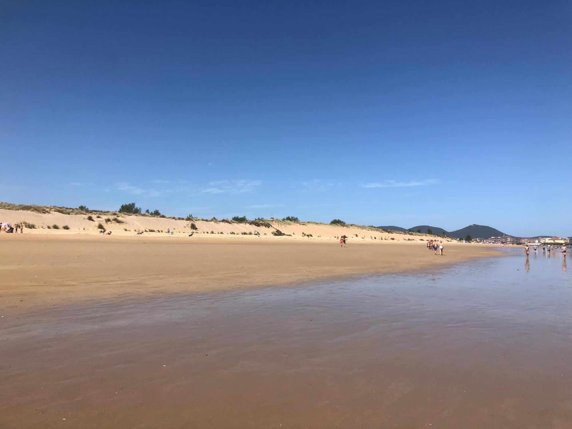 Chalet Al Lado De La Playa Con Piscina Privada, Jardin Y Barbacoa, Fronton, 6 Habitaciones Laredo Kültér fotó