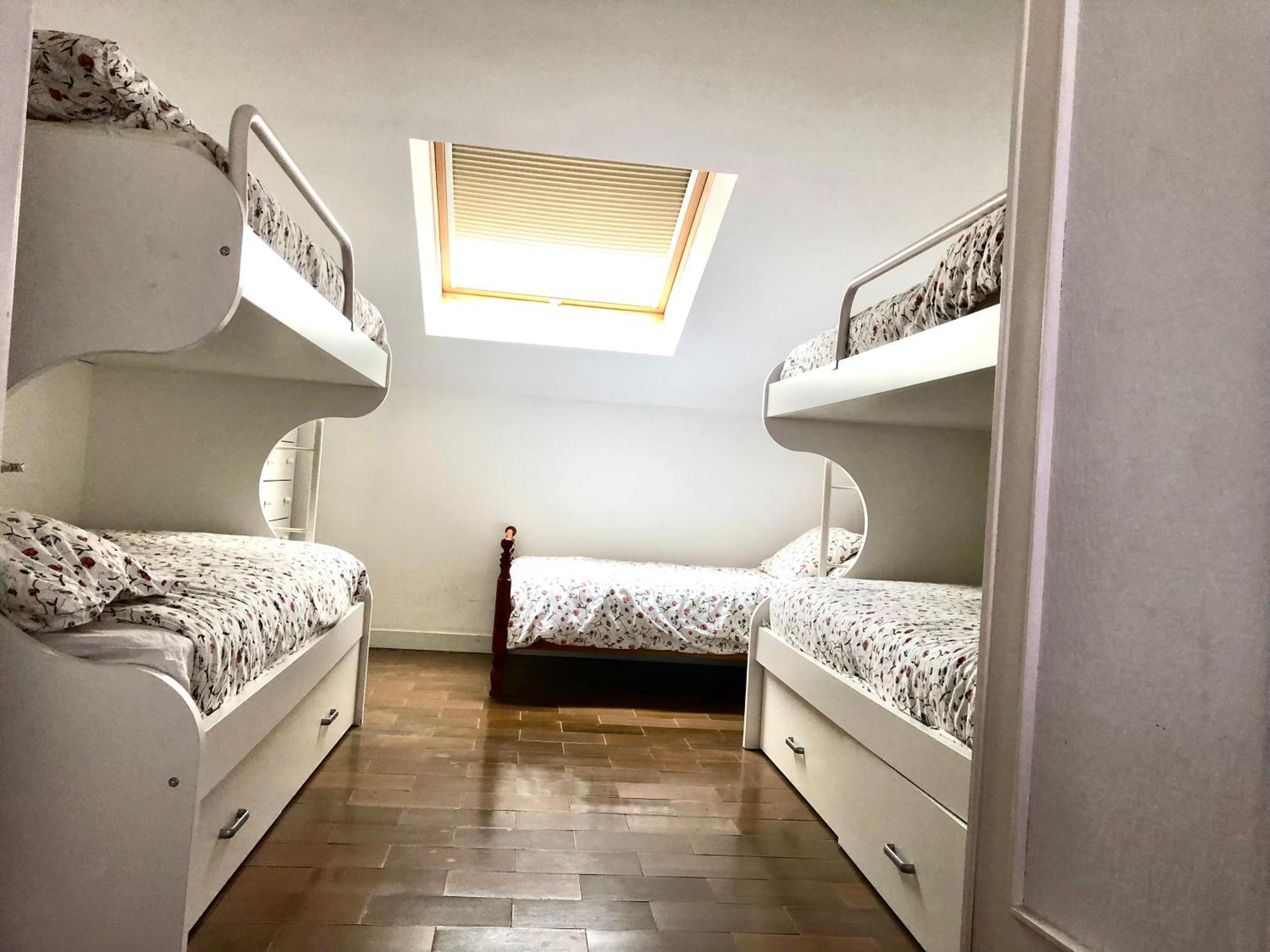 Chalet Al Lado De La Playa Con Piscina Privada, Jardin Y Barbacoa, Fronton, 6 Habitaciones Laredo Kültér fotó